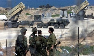 ISRAELI AND U.S. SOLDIERS GUARD AMERICAN PATRIOT ANTI-MISSILE BATTERIESNEAR TEL AVIV.