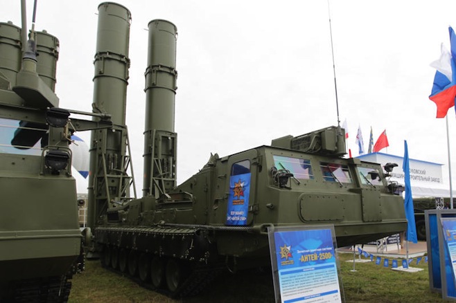Maxim Stulov / Vedomosti Russia had offered Iran its latest Antey-2500 anti-aircraft missiles.