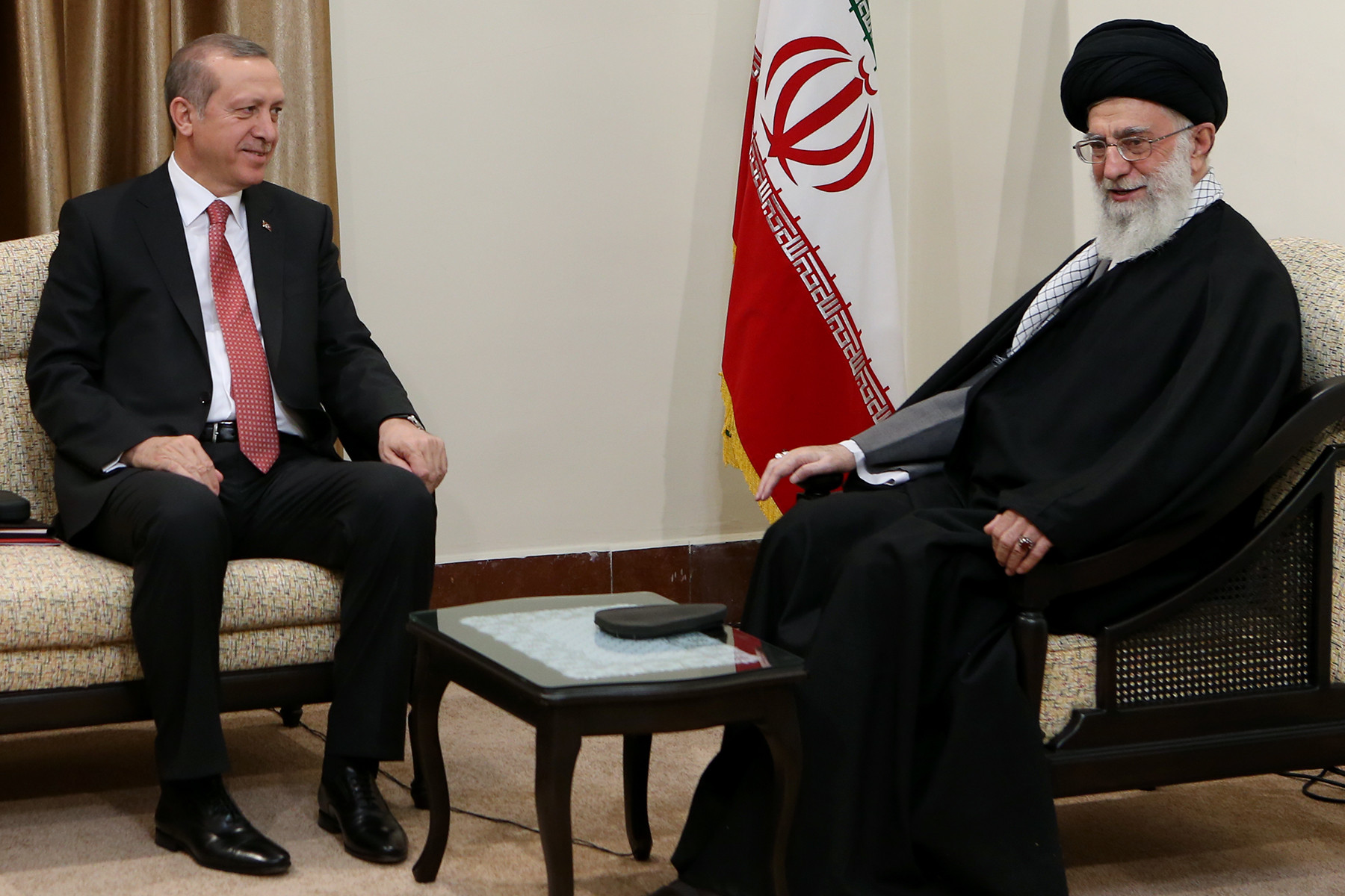 Iran's SL khamenei_ir meets Turkey's President _Erdogan in Tehran