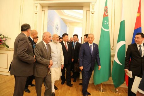 Iran's FM Zarif attends SCO summit.18