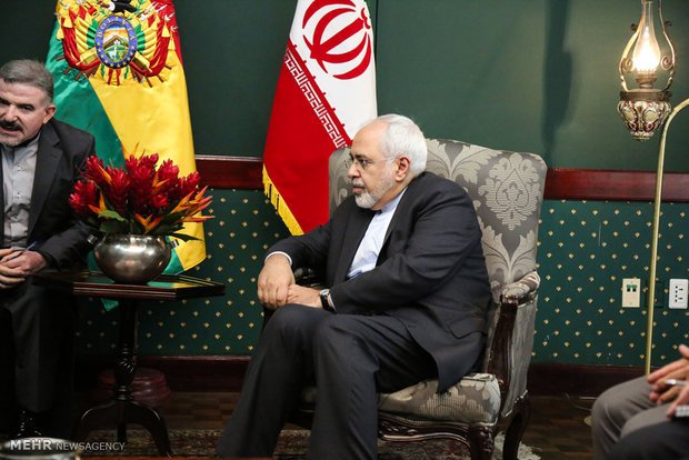 Bolivian pres., Iran's FM meet (2)