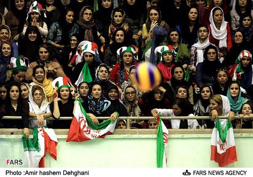 Iranian-women-watch-volleyball-match