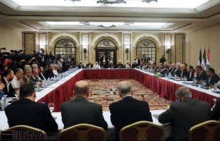 Zarif meets Lebanese officials