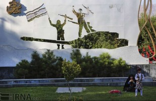 Sacred Defense Week exhibitions in Tehran