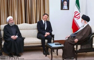 Supreme Leader receives Italian premier in Tehran