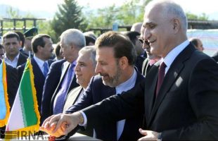 Vaezi attends Astara-Astara railroad inauguration