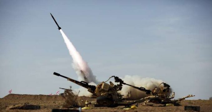 Iran test-fires artillery rockets in missile drill
