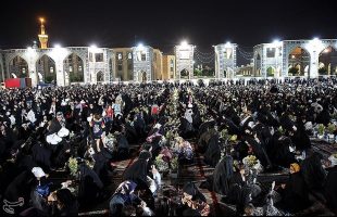 Imam Reza (AS) Shrine hosts Ramadan Iftar in Mashhad