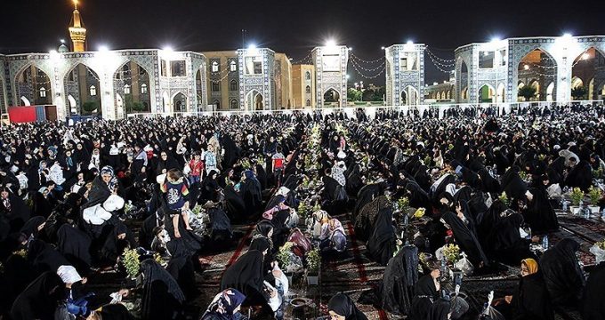 Imam Reza (AS) Shrine hosts Ramadan Iftar in Mashhad