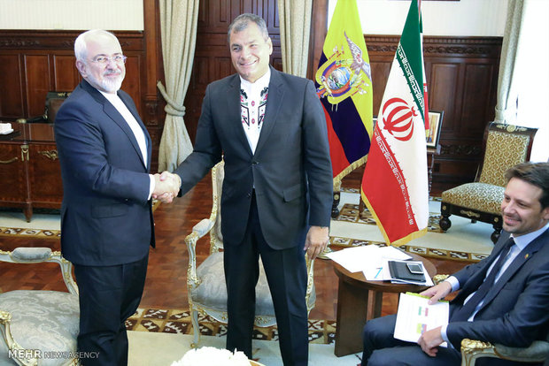 Irans Javad Zarif has visited on Wednesday Ecuadorian President Rafael Vicente Correa Delgado during his tour of Latin America.