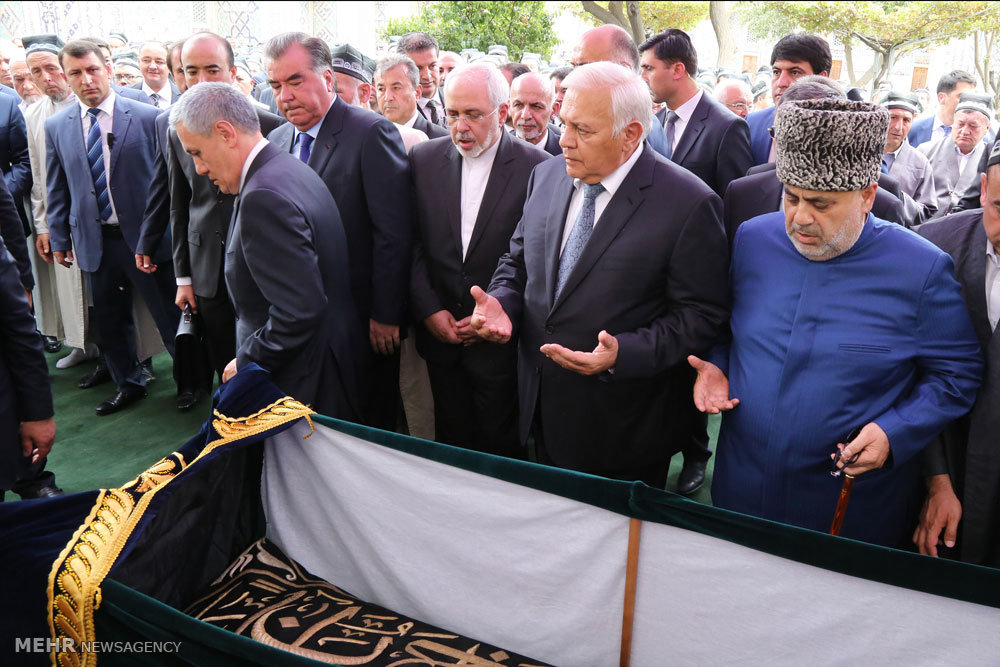 Zarif participates in burial ceremony for Uzbek pres.