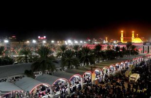 karbala-shrine-of-imam-hussein-embraced-by-swarms-of-pilgrims