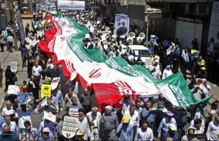 Iranians attend mass rallies to mark International Quds Day