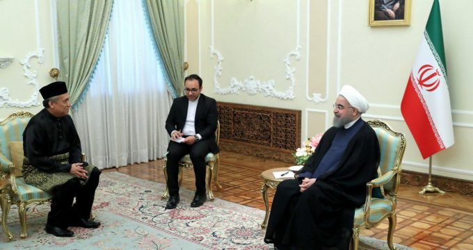 Rouhani & Malaysia Amb. Dato Rustam bin Yahaya
