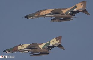 Iranian air force kicks off war game in central province