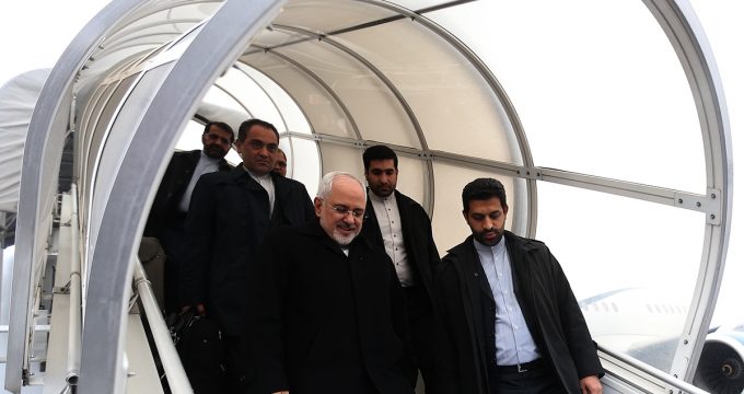 Javad Zarif arrives in Moscow