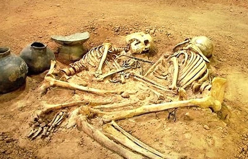 5,000 years old skeletons in Iran - The Iran Project