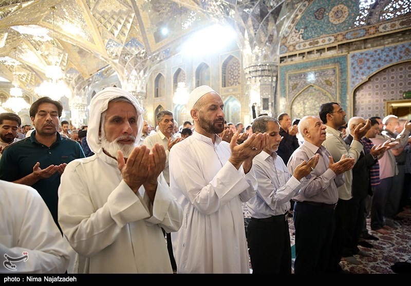 Photos: Iranian Muslims perform Eid al-Adha prayer 