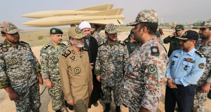 Photos: Iranian commander visits air defense systems on Persian Gulf ...