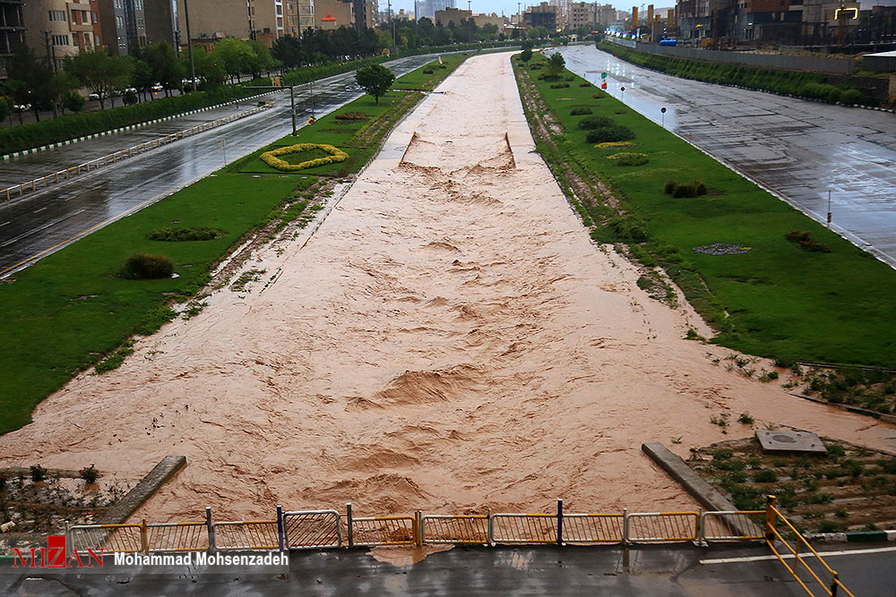 photos-heavy-rainfall-flood-in-qom