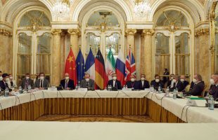 Iran Nour News: Qatar's Doha may host fresh talks on removing anti-Tehran sanctions