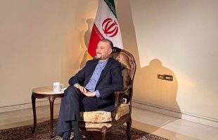 Iran FM congrats holy month of Ramadan to Muslim counterparts