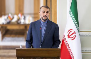 FM: Iran not to abandon demanding even a drop of its water share
