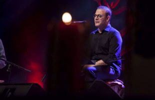 Iranian traditional vocalist interrogated by US agents, denied entry