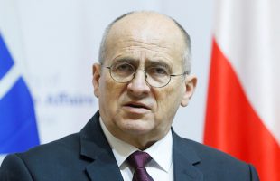 Polish FM to travel to Iran soon