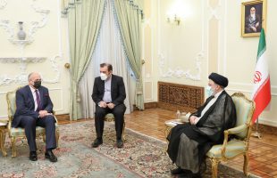 President Raeisi: Iran firmly opposes war, NATO’s expansionist policies