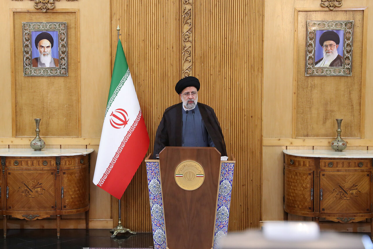 Raisi: Good Iran-Oman ties to help increase regional cooperation