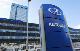 Top Russian carmaker seeks Iran help to shore up production
