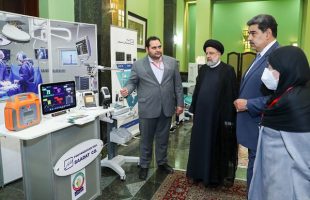 Maduro visits fair to see Iran knowledge-based firms products