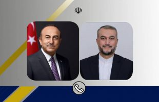 Iran, Turkish FM hold phone conversation on ties, JCPOA talks