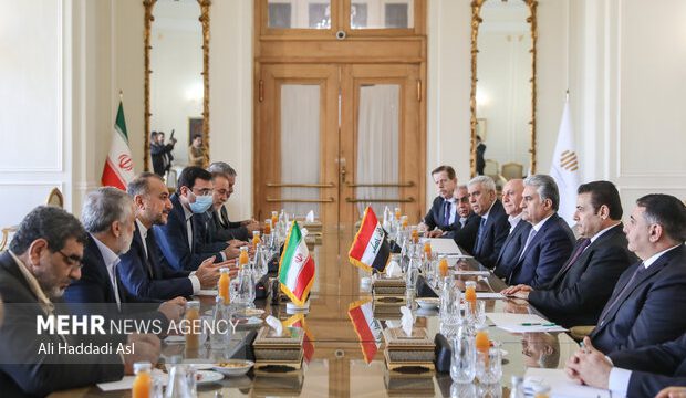 Iran FM meets with Iraqi National Security Adviser