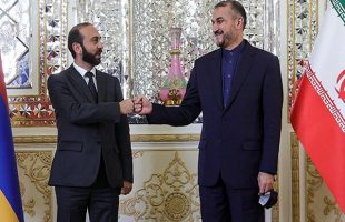 Iran's FM to meet Armenian officials in Yerevan