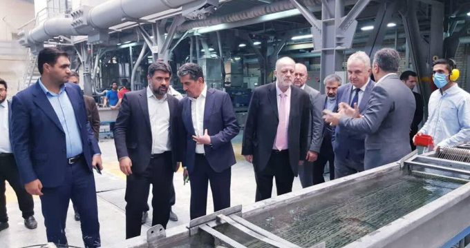 Bosnian diplomat gets familiar with Iranian industrial capacitie
