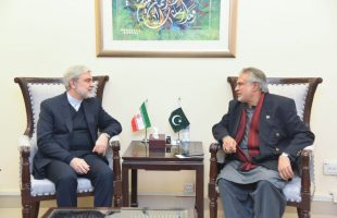 Iran, Pakistan explore ways to strengthen bilateral trade