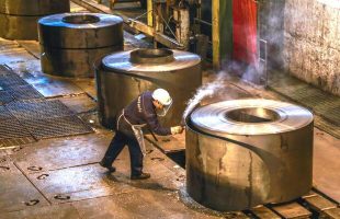 Explosion in Iranian steel, iron factory leaves casualties
