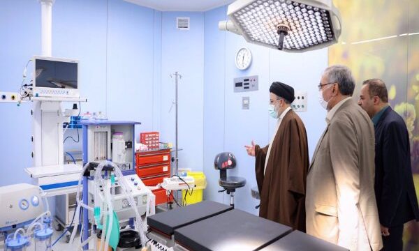 Raisi hails Iran progress in medical science amid sanctions